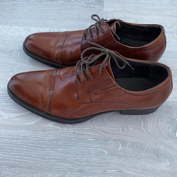 Oxford shoes. - Picture 3 of 4